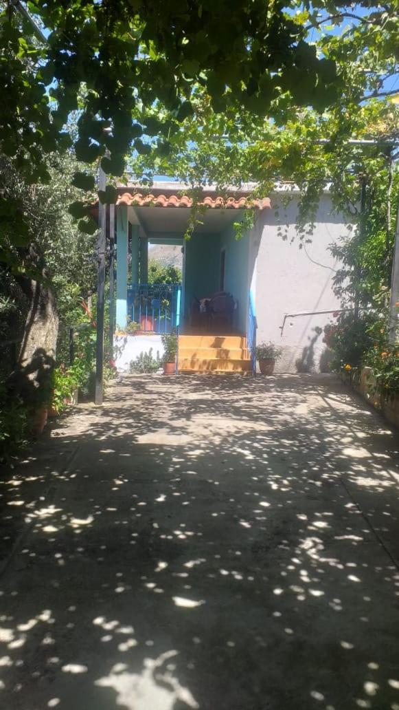 Eva'S House Villa Lukove Exterior photo